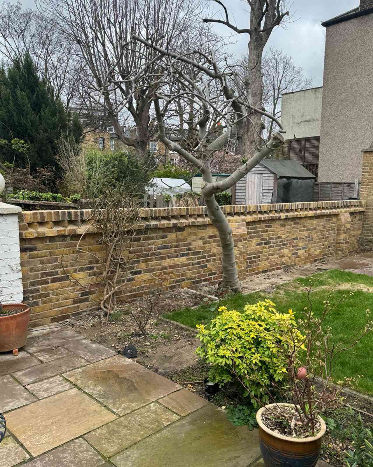 Professional brick repointing London